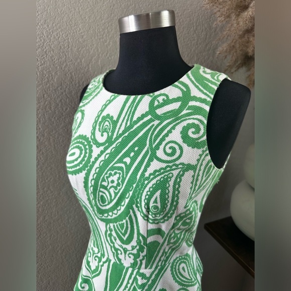 ANTONIO MELANI Dresses & Skirts - Antonio Melanie Textured Sheath Dress Size 4